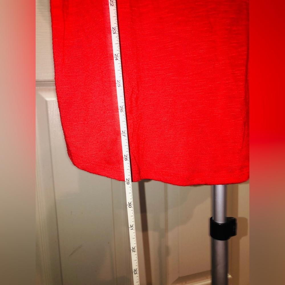 Red Embroidered Front Raglan Sleeve Top - Picture 6 of 6